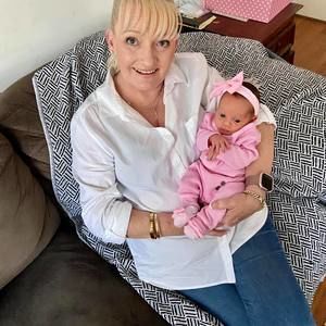 Meet your Posher, Deborah